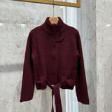 Veste en maille ceinturée à col montant - bordeau -
